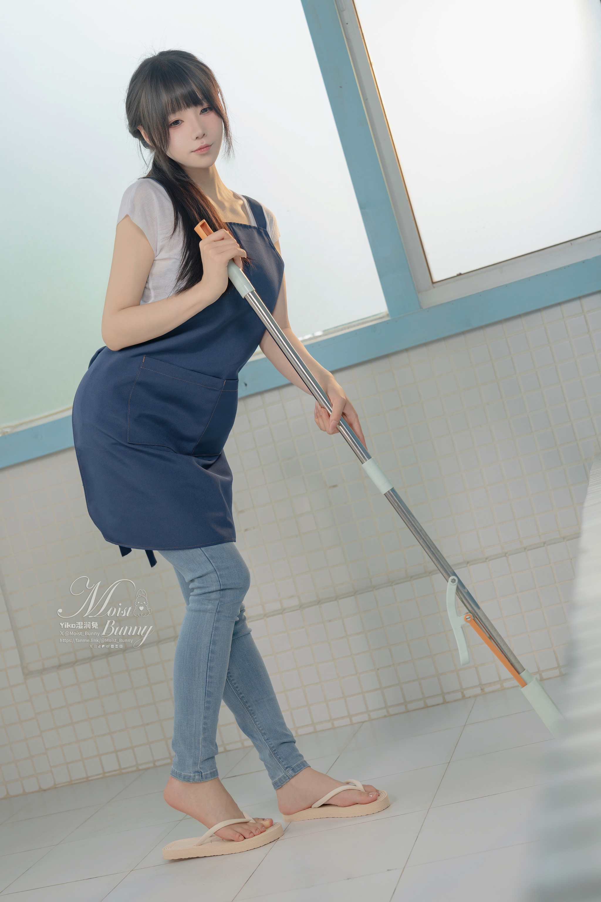 咬一口兔娘 - NO.245 (Yiko湿润兔) 钱汤の女将 [108P2V]-XikXak